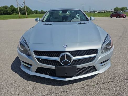 Used 2016 Mercedes-Benz SL 550 image 16