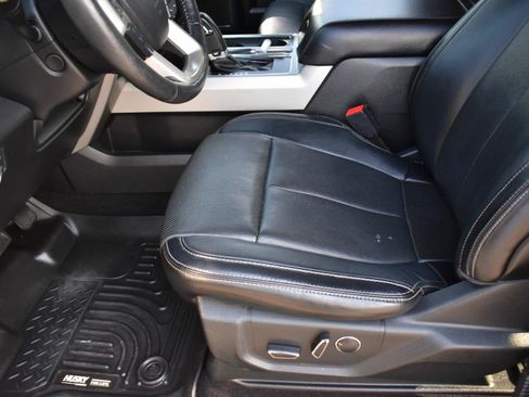 Used 2018 Ford F150 Lariat w/ Equipment Group 502A Luxury AWD/4WD image 24