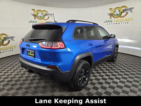 Used 2022 Jeep Cherokee Latitude w/ Sun & Sound Group AWD/4WD image 10