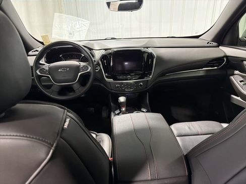 Used 2023 Chevrolet Traverse RS w/ LPO, Floor Liner Package image 3