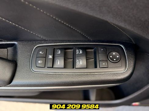 Used 2016 Dodge Charger R/T Scat Pack w/ Beats Audio Group RWD image 16