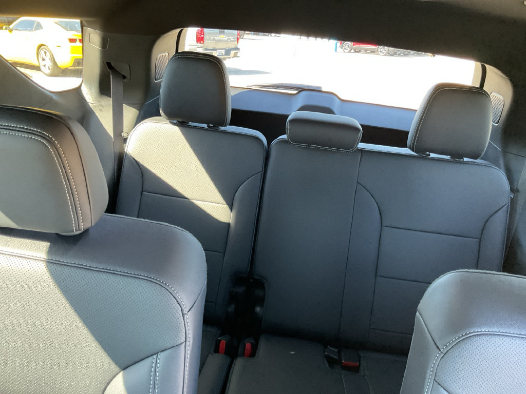Used 2026 Chevrolet Traverse LT w/ Driver Confidence Package AWD/4WD image 30