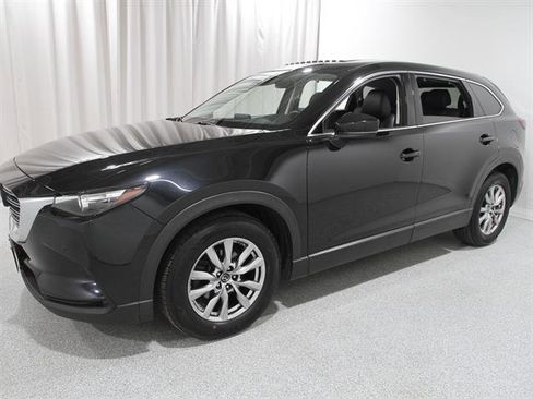Used 2019 MAZDA CX-9 Touring w/ Touring Premium Package image 3