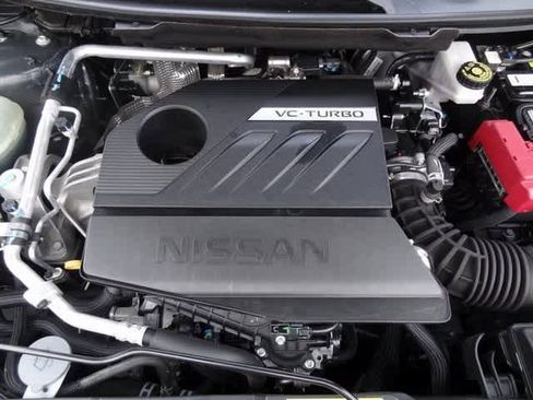 Used 2023 Nissan Rogue SV image 35