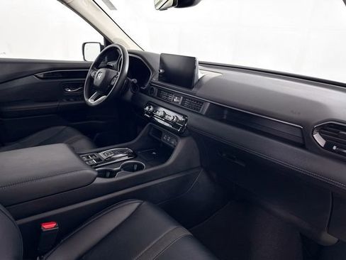 Used 2024 Honda Pilot Touring image 58