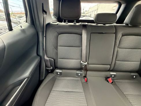 Used 2025 Chevrolet Equinox LT image 39