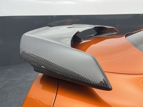 Used 2017 Nissan GT-R Premium image 18