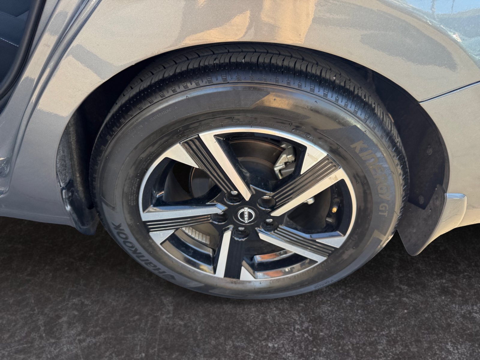 Used 2025 Nissan Sentra SV w/ All-Weather Package FWD image 14