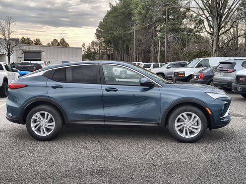 New 2026 Buick Envista Preferred w/ Convenience I Package FWD image 9