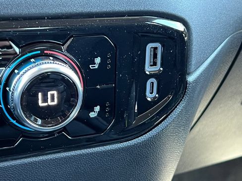 New 2026 GMC Sierra 2500 SLE w/ SLE Value Package; AWD/4WD image 33