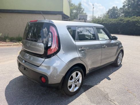 Used 2017 Kia Soul FWD image 5