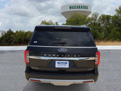 Used 2024 Ford Expedition Max Limited image 4