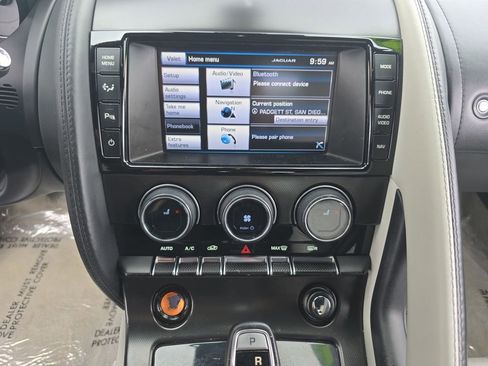 Used 2014 Jaguar F-TYPE S image 20