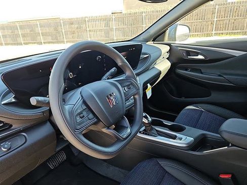 New 2026 Buick Envista Preferred w/ Convenience II Package image 13