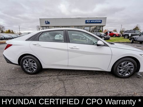 Certified 2024 Hyundai Elantra SEL image 10