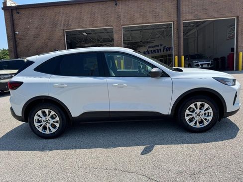 New 2025 Ford Escape Active w/ Cold Weather Package image 2