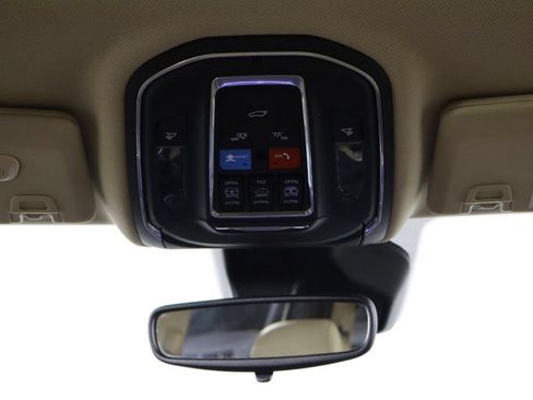 Used 2021 Jeep Grand Cherokee L Limited AWD/4WD image 28