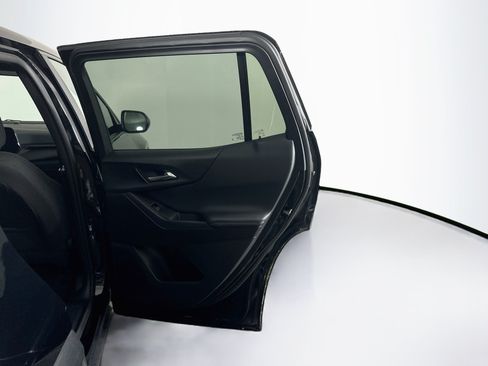 Used 2025 Chevrolet Equinox LT FWD image 30