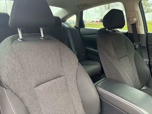 Used 2025 Honda Accord SE image 13