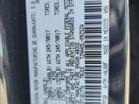 Used 2025 Toyota Tacoma SR5 AWD/4WD image 23