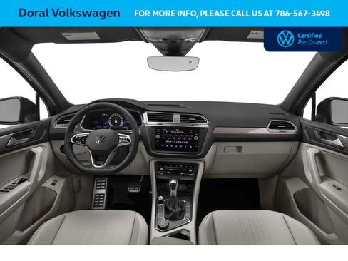 Used 2022 Volkswagen Tiguan SE R-Line image 5