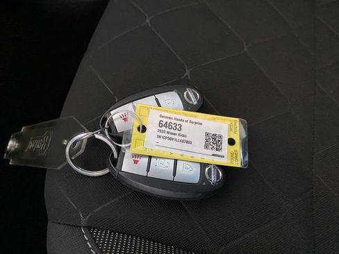 Used 2020 Nissan Kicks S FWD image 33