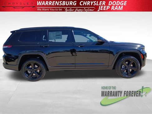 New 2025 Jeep Grand Cherokee L Limited w/ Luxury Tech Group II image 2