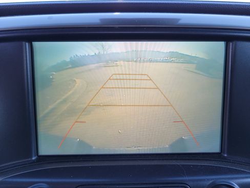 Used 2018 Chevrolet Silverado 1500 High Country image 11