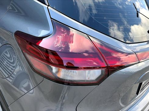 Used 2024 Nissan Kicks S image 27
