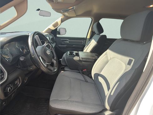Used 2020 RAM 1500 Big Horn AWD/4WD image 17