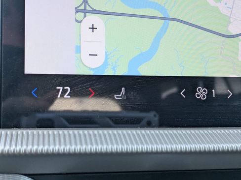 New 2026 Ford Explorer Active RWD image 25