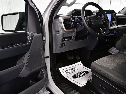 Used 2023 Ford F150 XLT image 18