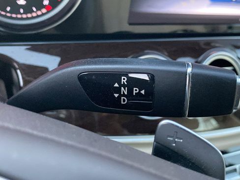 Used 2017 Mercedes-Benz E 300 image 17