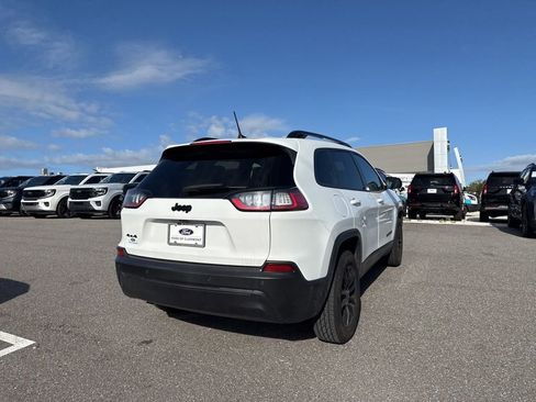 Used 2023 Jeep Cherokee Altitude Lux AWD/4WD image 2