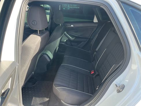 Used 2024 Volkswagen Jetta Sport image 17