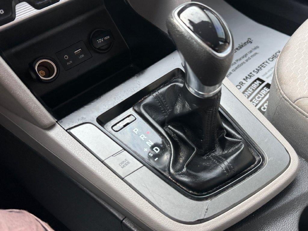 Used 2020 Hyundai Elantra SEL FWD image 37