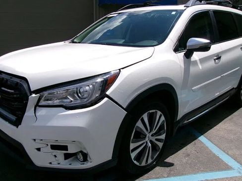 Used 2019 Subaru Ascent Touring w/ Popular Package #3 AWD/4WD image 1