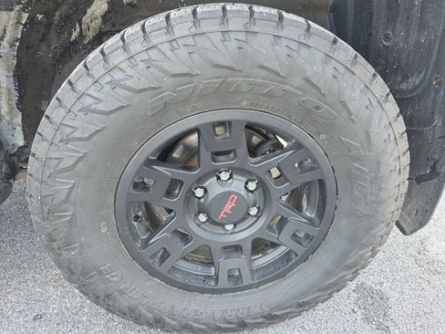 Used 2019 Toyota 4Runner SR5 Premium image 37