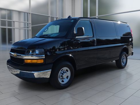 New 2025 Chevrolet Express 2500 Work Van image 2