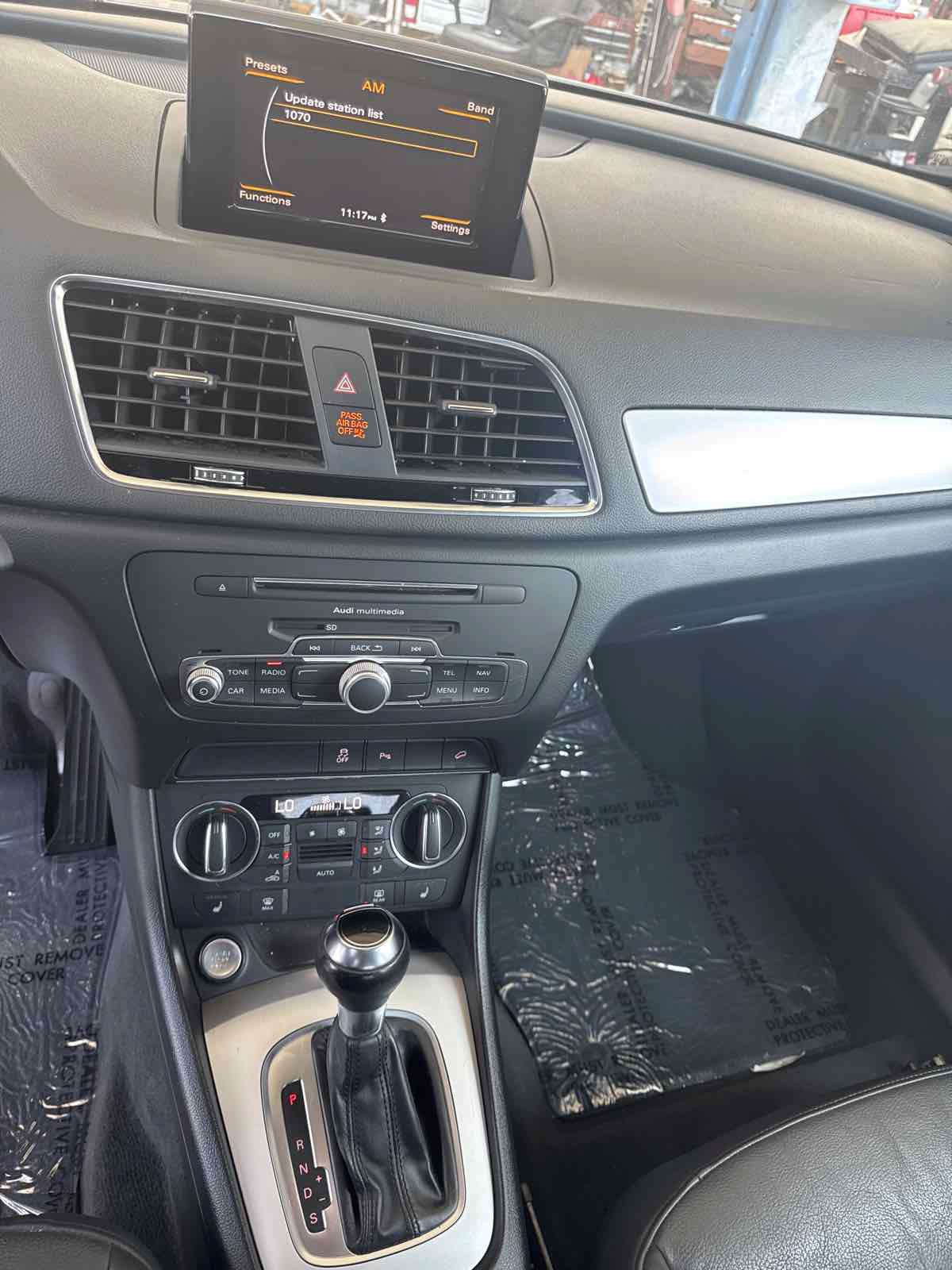 Used 2017 Audi Q3 2.0T Premium w/ Convenience Package FWD image 14