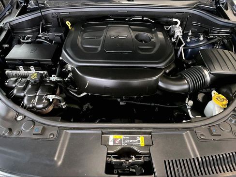 Used 2021 Dodge Durango SXT image 11