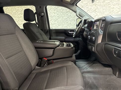 Used 2024 Chevrolet Silverado 2500 Custom w/ Custom Value Package AWD/4WD image 12