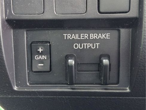 Used 2021 Toyota Tundra SR5 RWD image 18