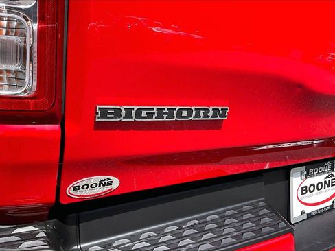 Used 2022 RAM 1500 Big Horn AWD/4WD image 9