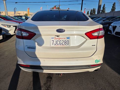 Used 2015 Ford Fusion Energi SE image 3