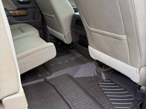 Used 2018 GMC Sierra 1500 SLT w/ SLT Premium Package image 35