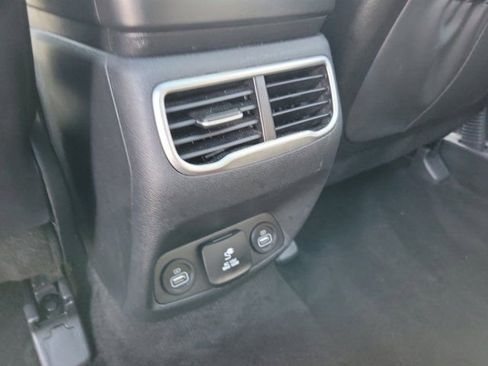 Certified 2023 Hyundai Santa Fe Limited AWD/4WD image 13