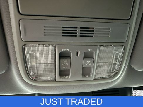 Used 2017 Honda CR-V EX image 32