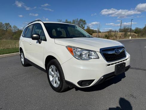 Used 2016 Subaru Forester 2.5i w/ Alloy Wheel Package image 3
