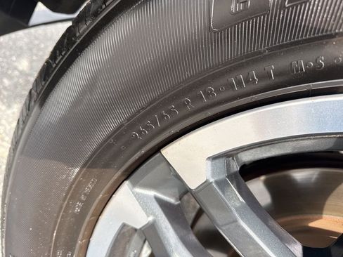 Used 2025 Toyota Tacoma TRD Sport image 32